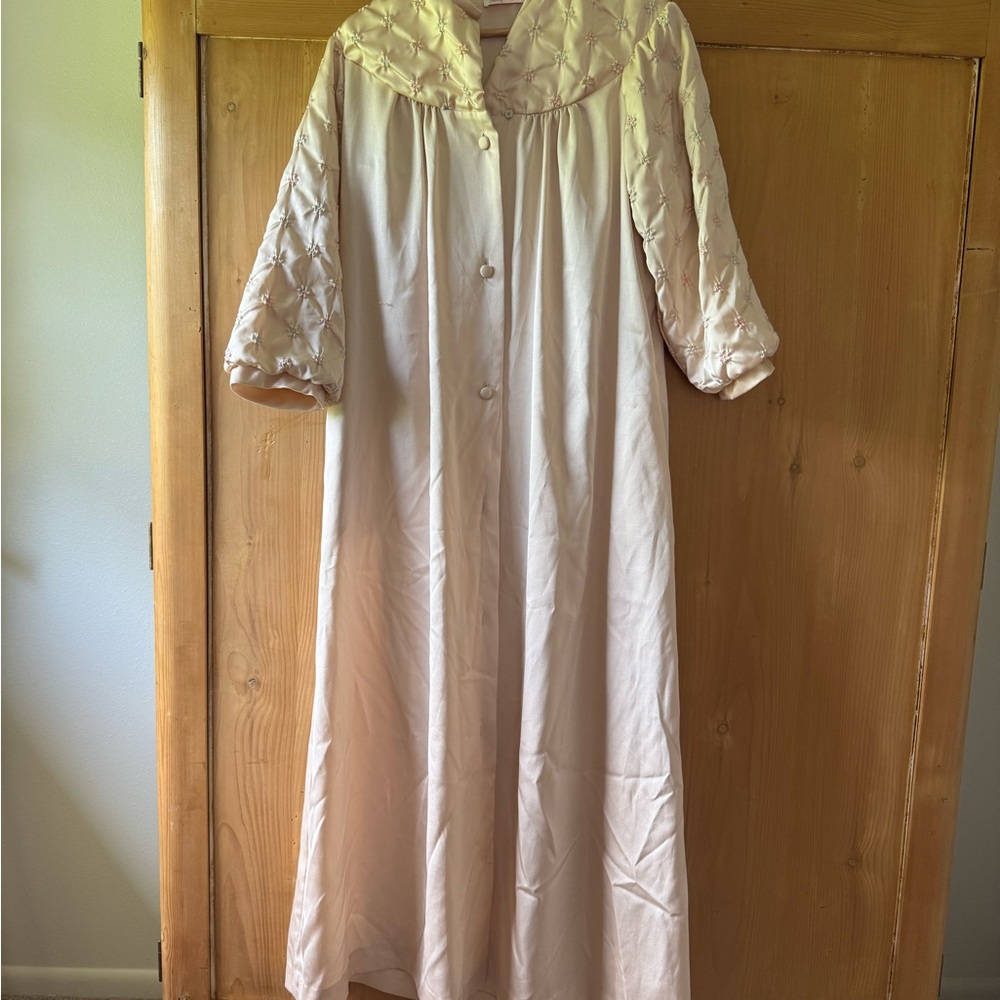 stunning vintage nightgown
